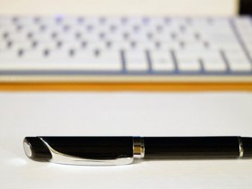 「信頼されるサイトには、ライティング力と校正力が必要」のイメージ画像
